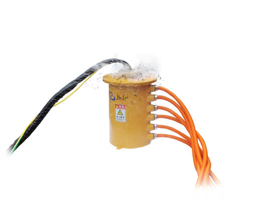 Obrotowy pierścień ślizgowy z napięciem 1000VAC/24V i 4 obwodami zasilania 300A do ciężkiego sprzętu wiertniczego